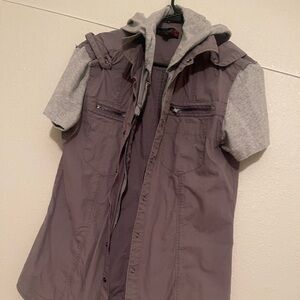 GUESS Gray Hooded Vest with Short Sleeves
